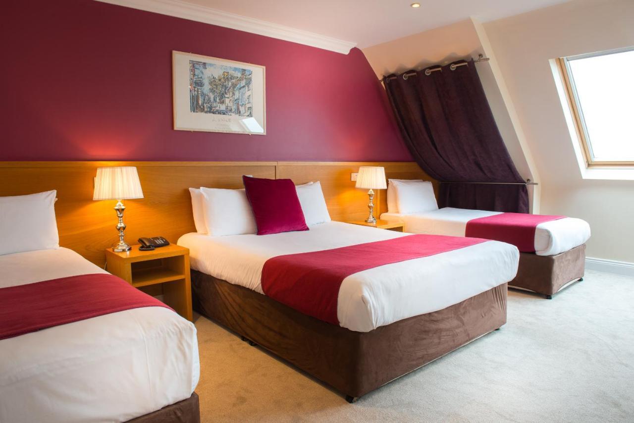 เชล เชเบิล โฮเต็ล Hotel บาลลีแฟร์ริเตอร์ ภายนอก รูปภาพ