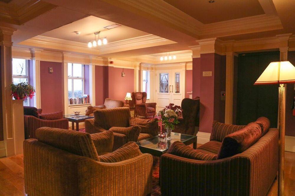เชล เชเบิล โฮเต็ล Hotel บาลลีแฟร์ริเตอร์ ภายนอก รูปภาพ